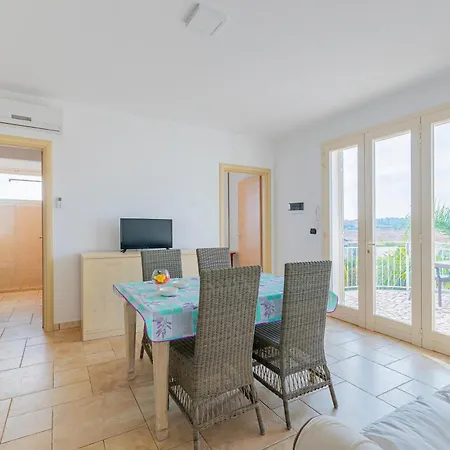 Le Piscine Int 4 아파트 나르도